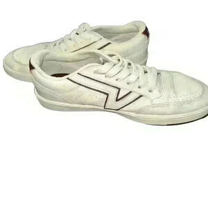 Men's Vans Sneakers White Burgundy Size 8.5